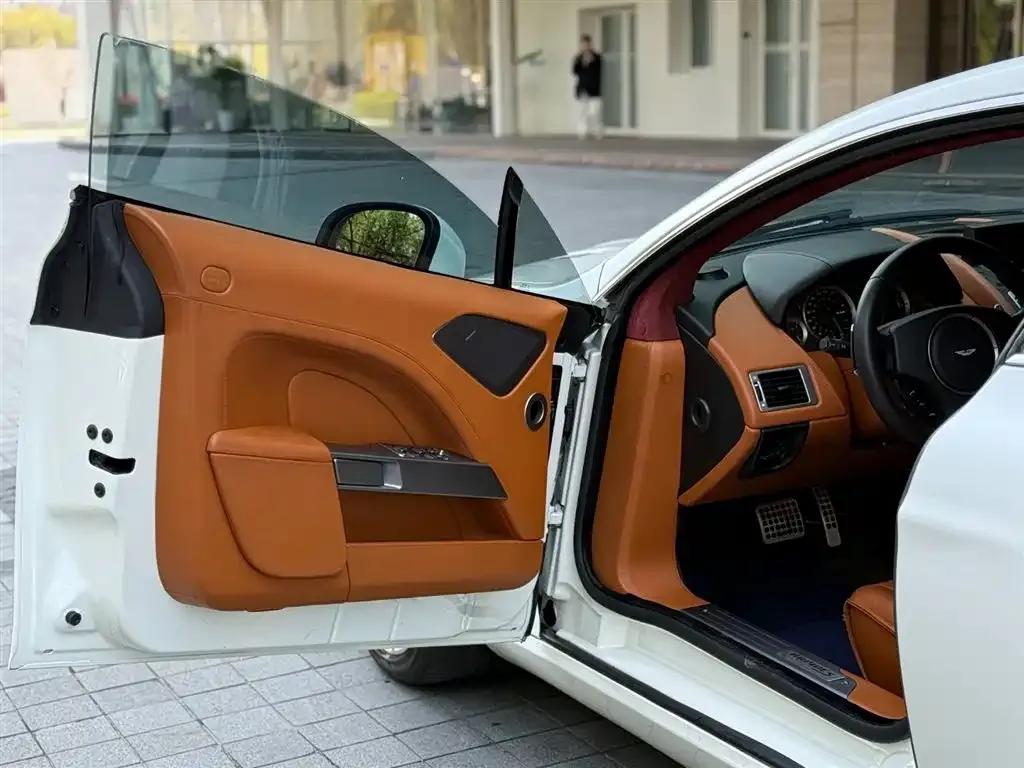 2015 Rapide 6.0L S — миниатюра 5