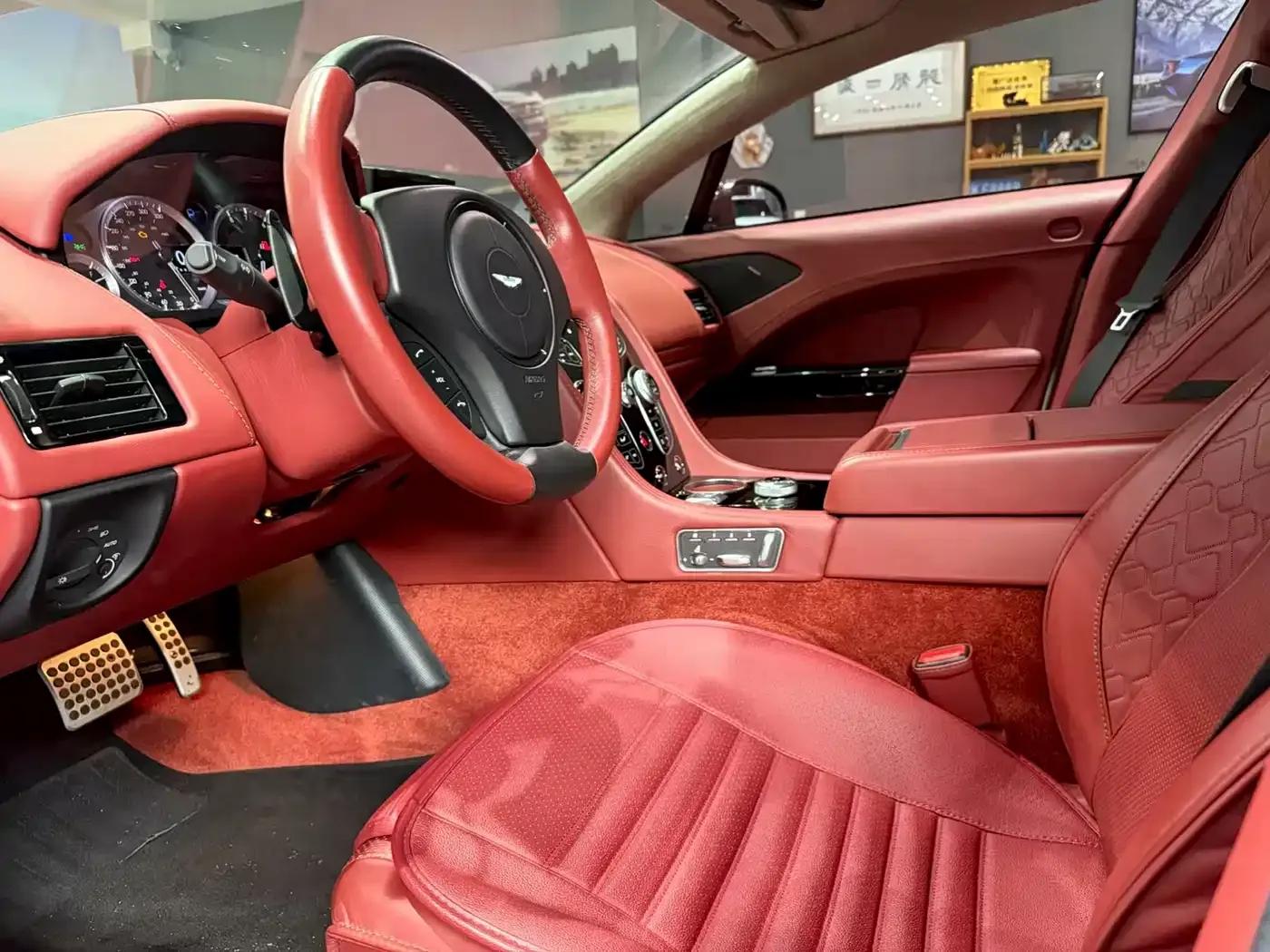 2017 Rapide 6.0L S — миниатюра 10