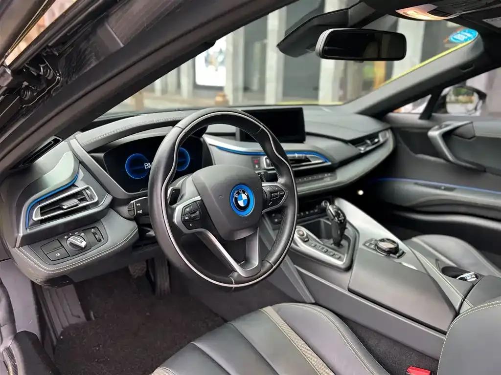 BMW i8 2016 Proton Red Limited Edition — миниатюра 11