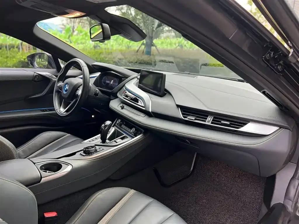 BMW i8 2016 Proton Red Limited Edition — миниатюра 17