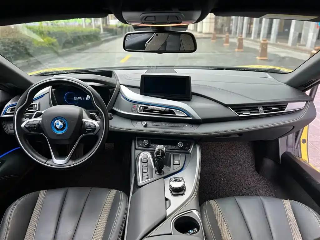 BMW i8 2016 Proton Red Limited Edition — миниатюра 19