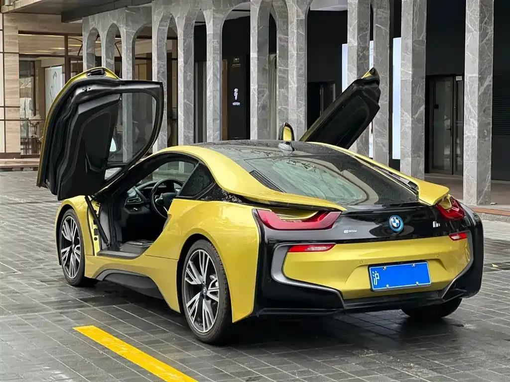 BMW i8 2016 Proton Red Limited Edition — миниатюра 6