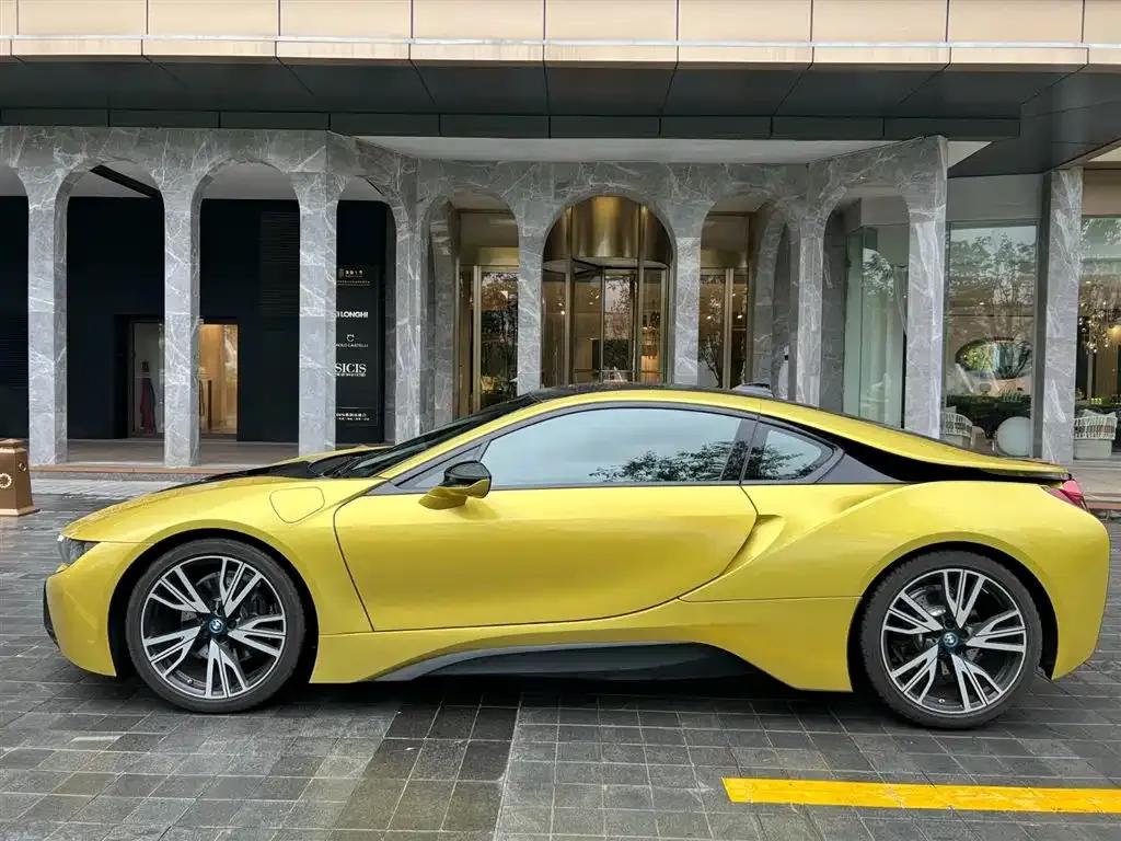BMW i8 2016 Proton Red Limited Edition — миниатюра 9