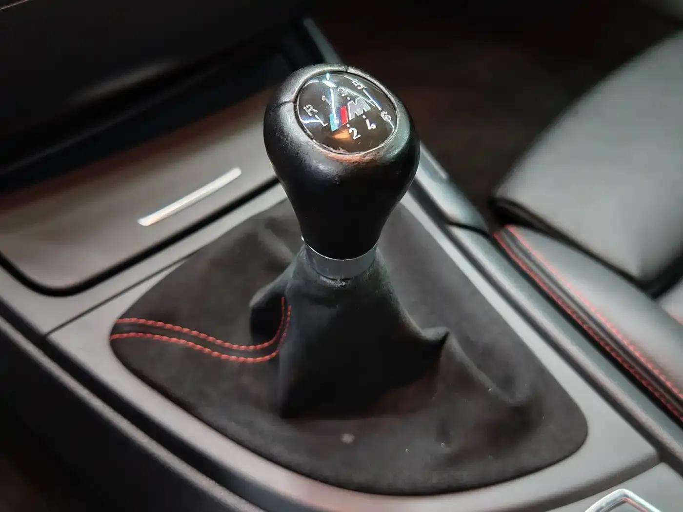 2011 BMW 1 Series M Coupe — миниатюра 20