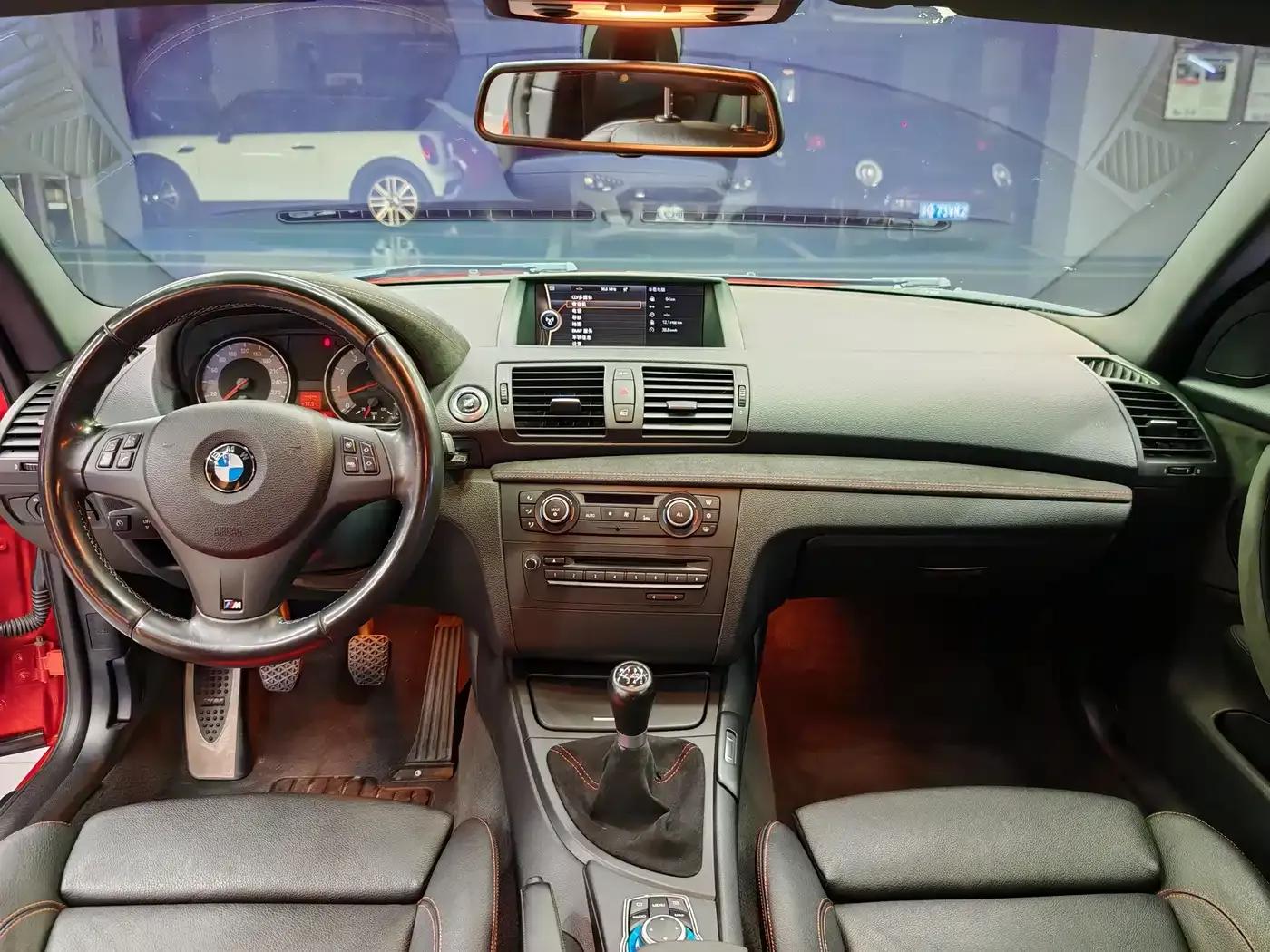 2011 BMW 1 Series M Coupe — миниатюра 24