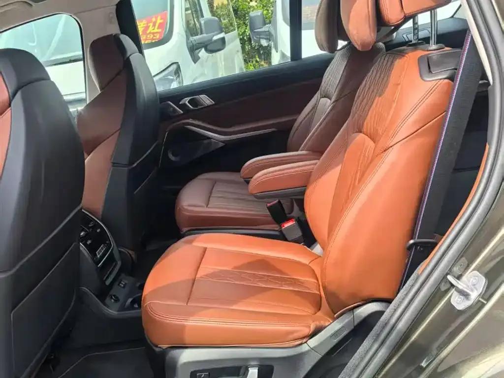 2023 BMW X7 M60i xDrive M60i — миниатюра 3