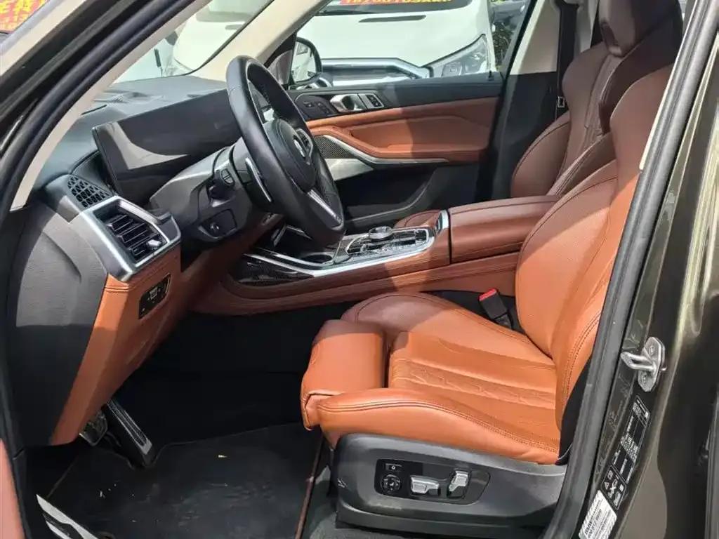 2023 BMW X7 M60i xDrive M60i — миниатюра 4