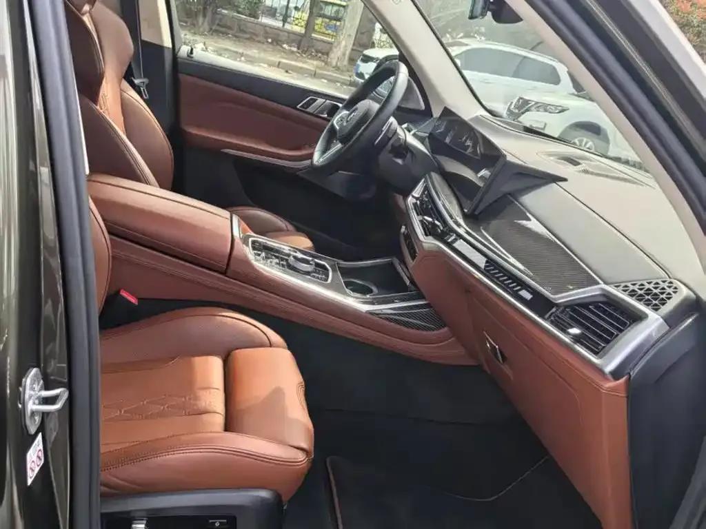 2023 BMW X7 M60i xDrive M60i — миниатюра 5