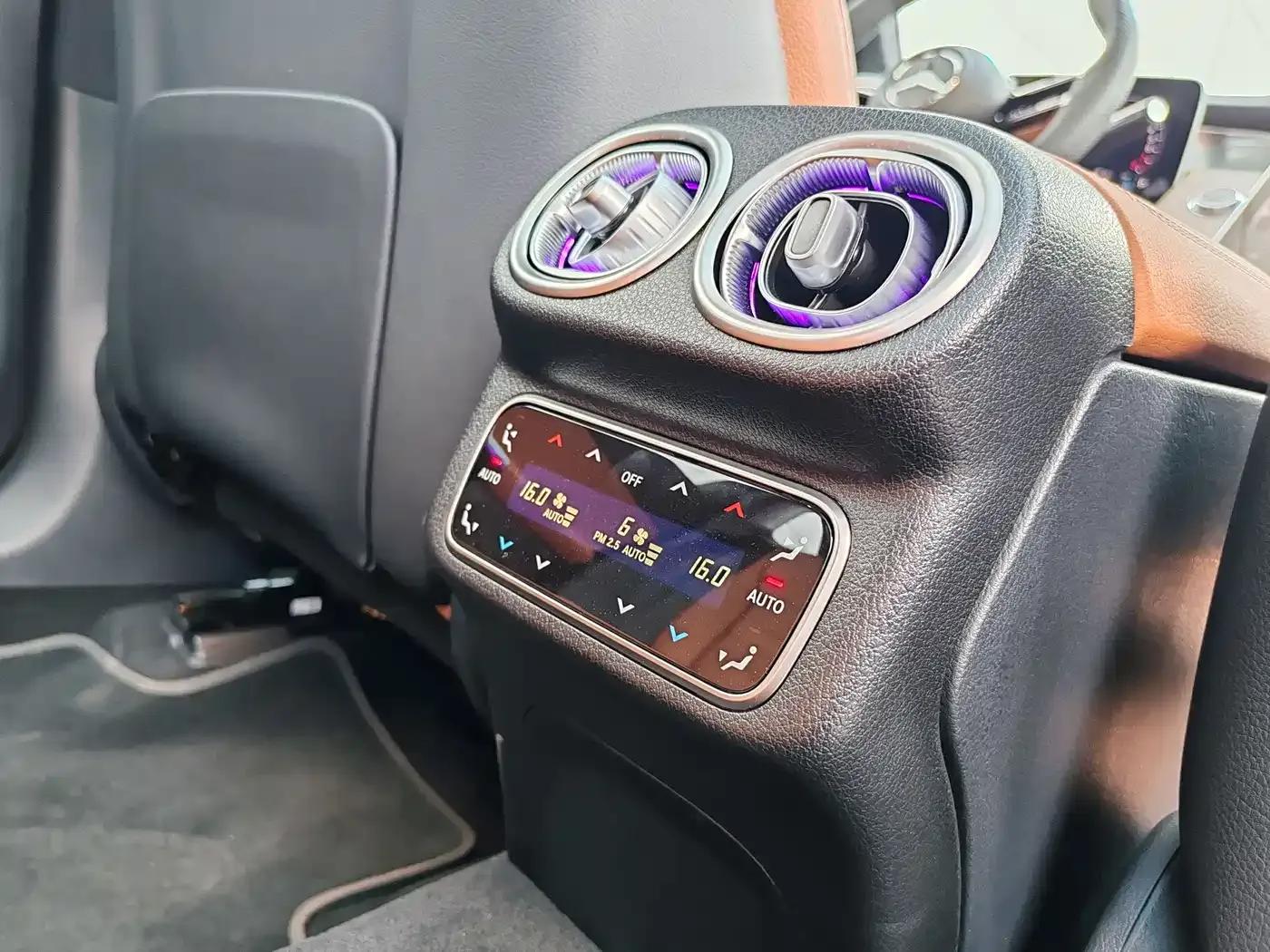 Mercedes-Benz GLC PHEV 2025 350 e L 4MATIC Classic Edition — миниатюра 10