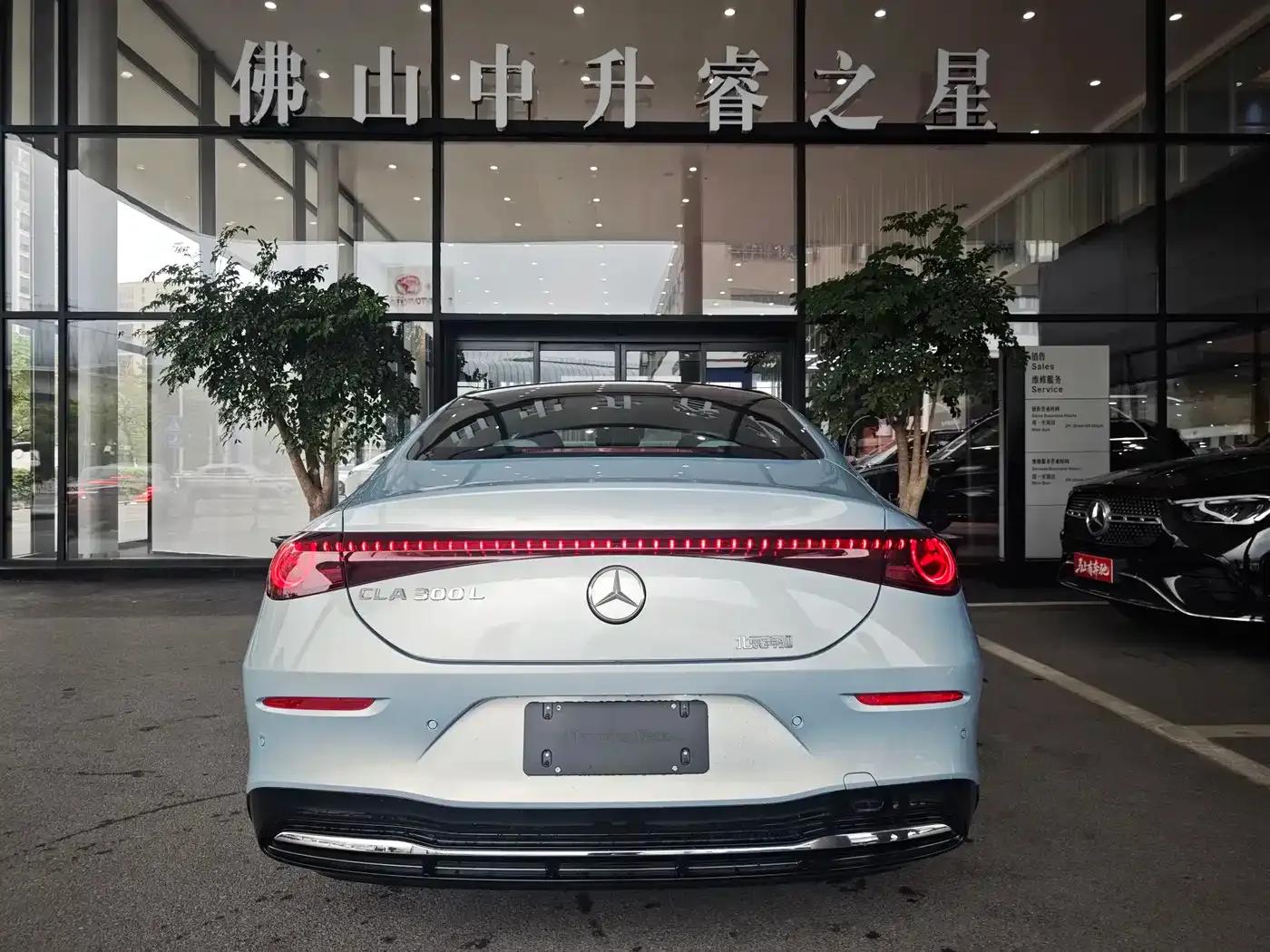 Mercedes-Benz CLA PHEV 2025 300L Extended Range Version — миниатюра 13