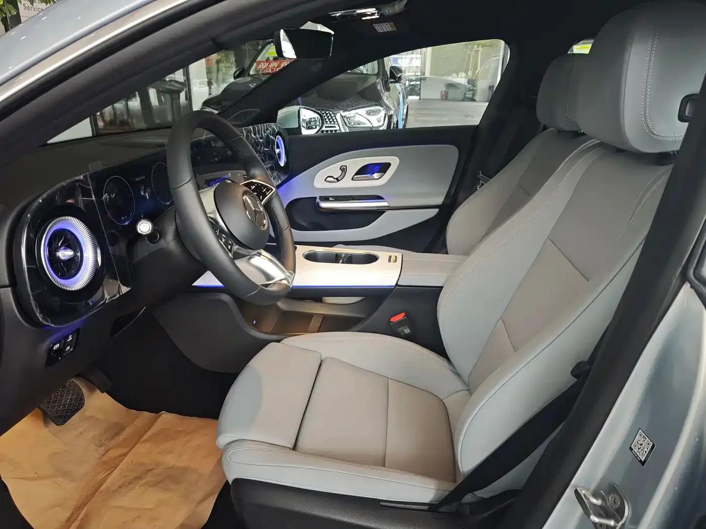 Mercedes-Benz CLA PHEV 2025 300L Extended Range Version — миниатюра 4