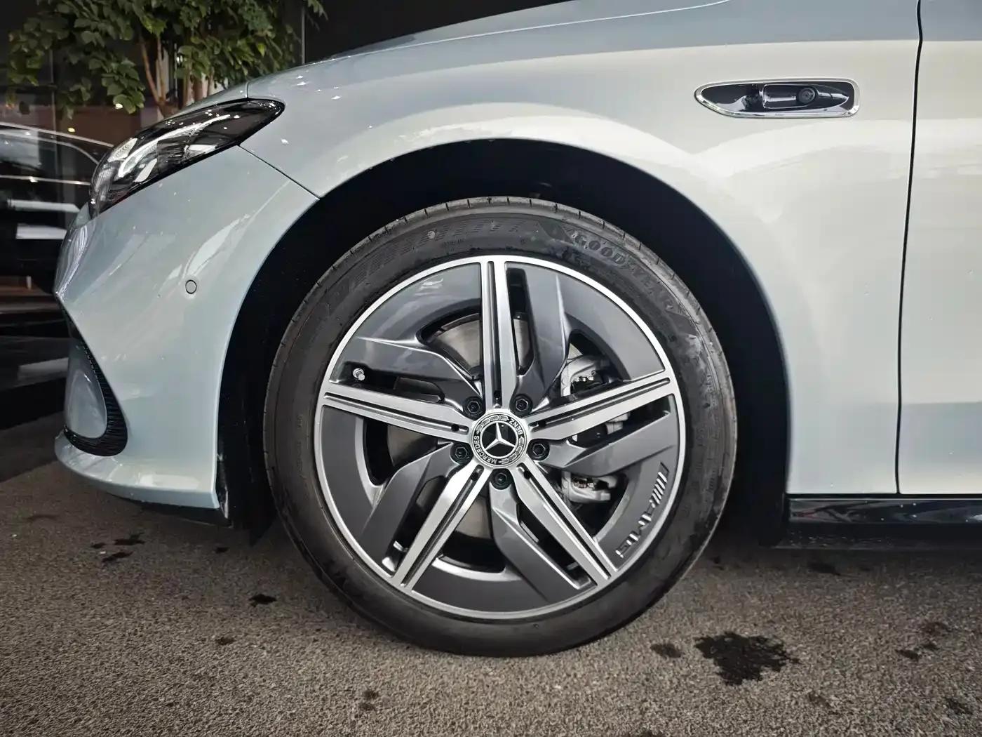 Mercedes-Benz CLA PHEV 2025 300L Extended Range Version — миниатюра 10