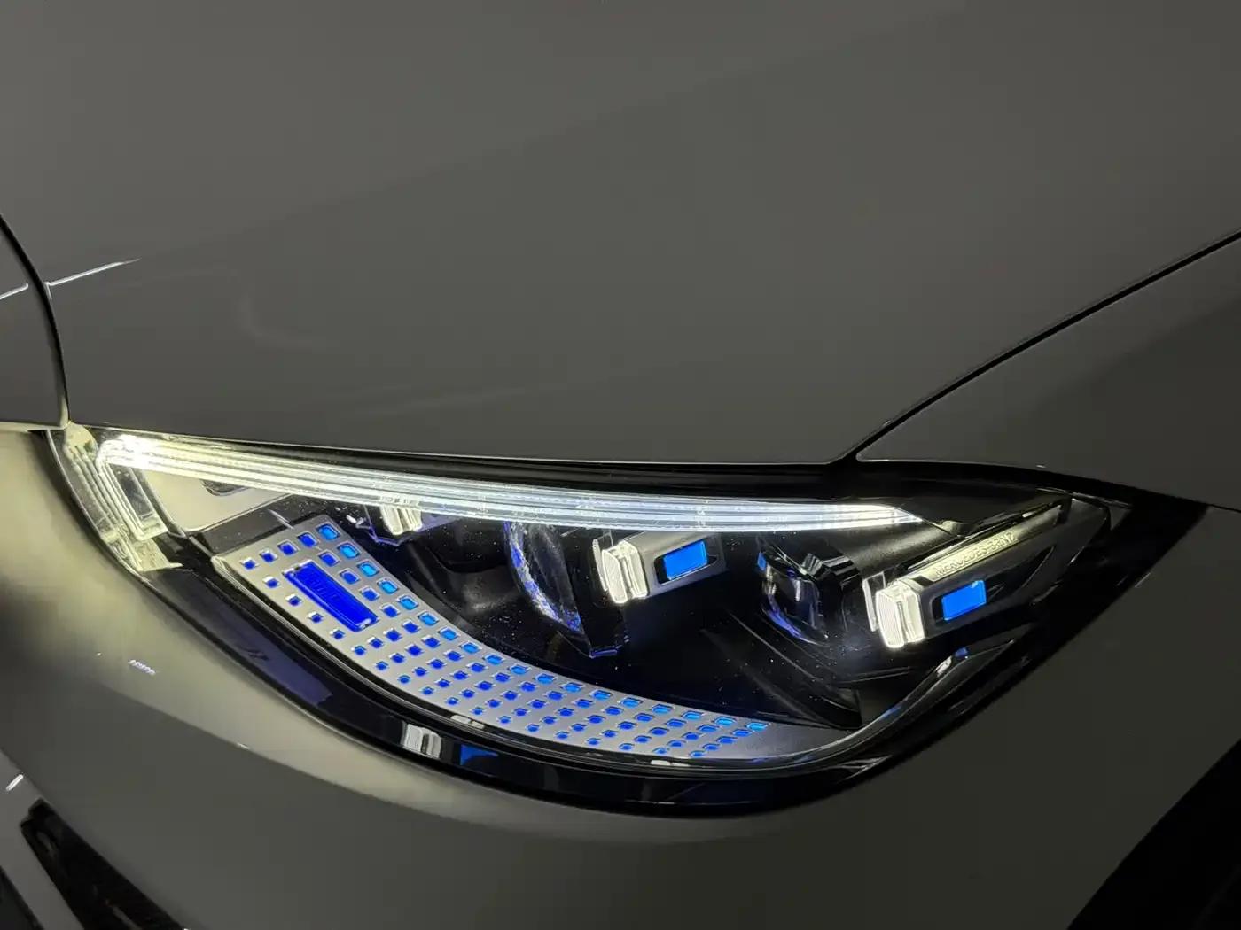 2024 Mercedes-Benz S-Class AMG PHEV — миниатюра 9