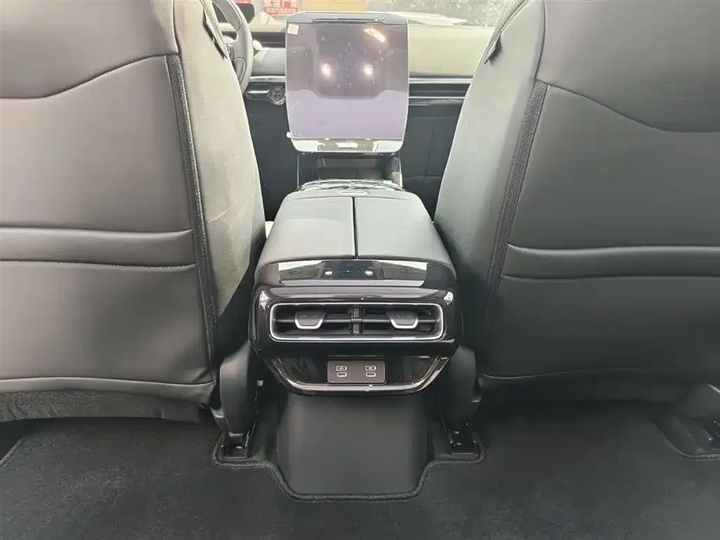 GAC Honda P7 2025 Rear-Wheel Drive Long Range Pro — миниатюра 13