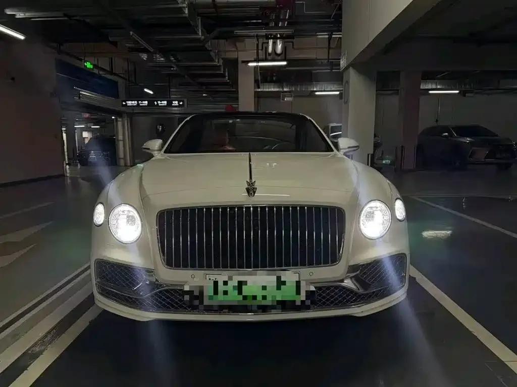2022 Flying Spur Plug-in Hybrid 2.9T V6 — миниатюра 2
