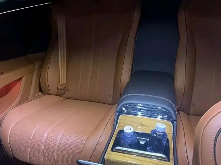 2022 Flying Spur Plug-in Hybrid 2.9T V6 — миниатюра 6