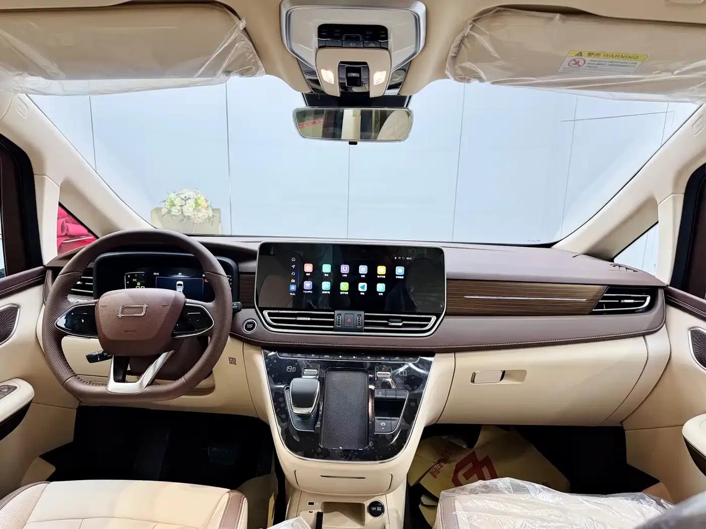 Bestune M9 2023 2.0T Premium Edition — миниатюра 17