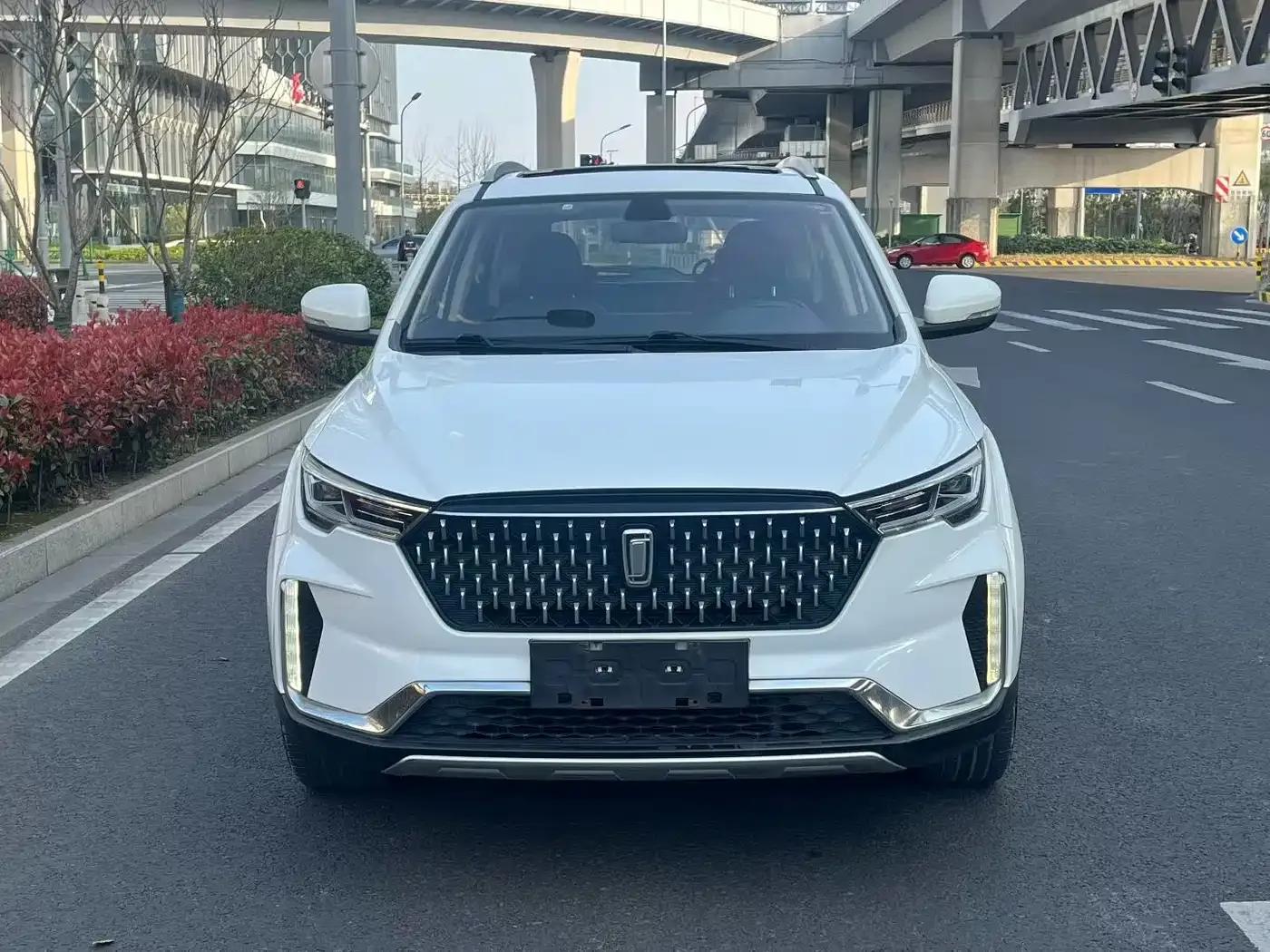 Bestune T33 2019 1.6L Automatic Connected Smart Edition (National VI Emission Standard) — миниатюра 2