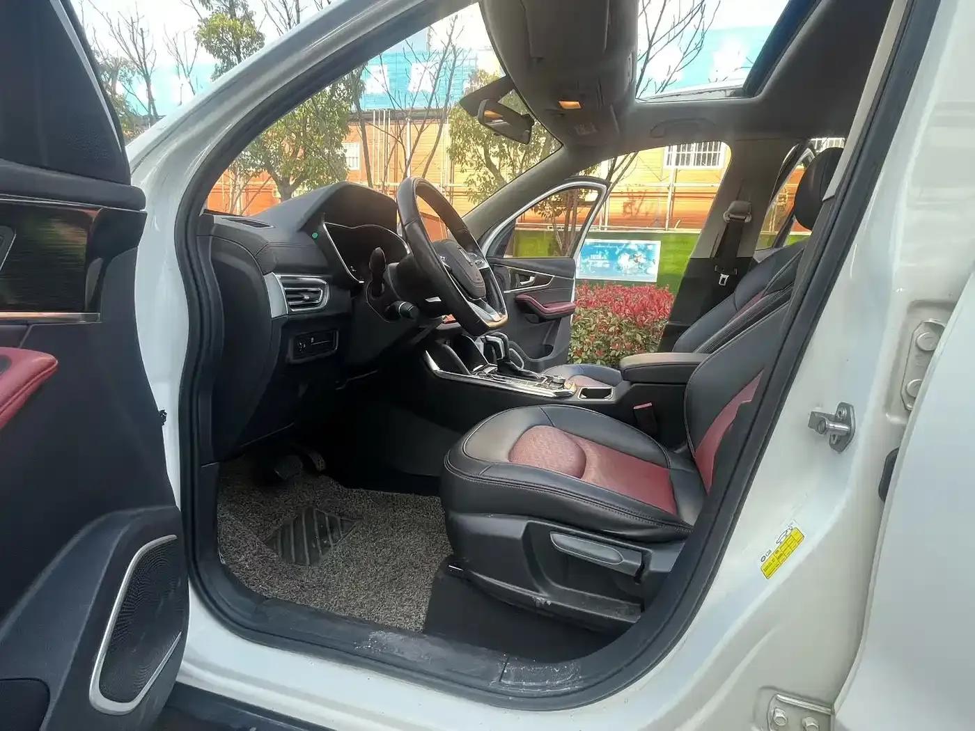 Bestune T33 2019 1.6L Automatic Connected Smart Edition (National VI Emission Standard) — миниатюра 3