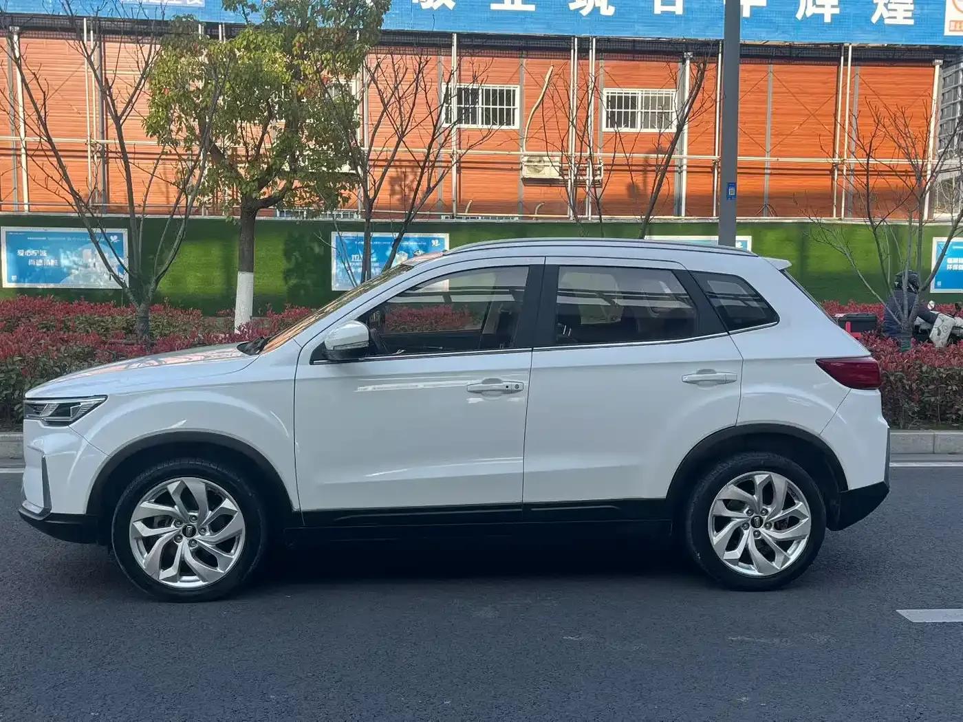 Bestune T33 2019 1.6L Automatic Connected Smart Edition (National VI Emission Standard) — миниатюра 7