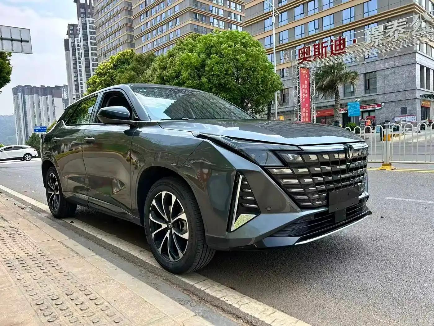 Changan UNI-Z 2025 1.5T Premium Edition — миниатюра 3