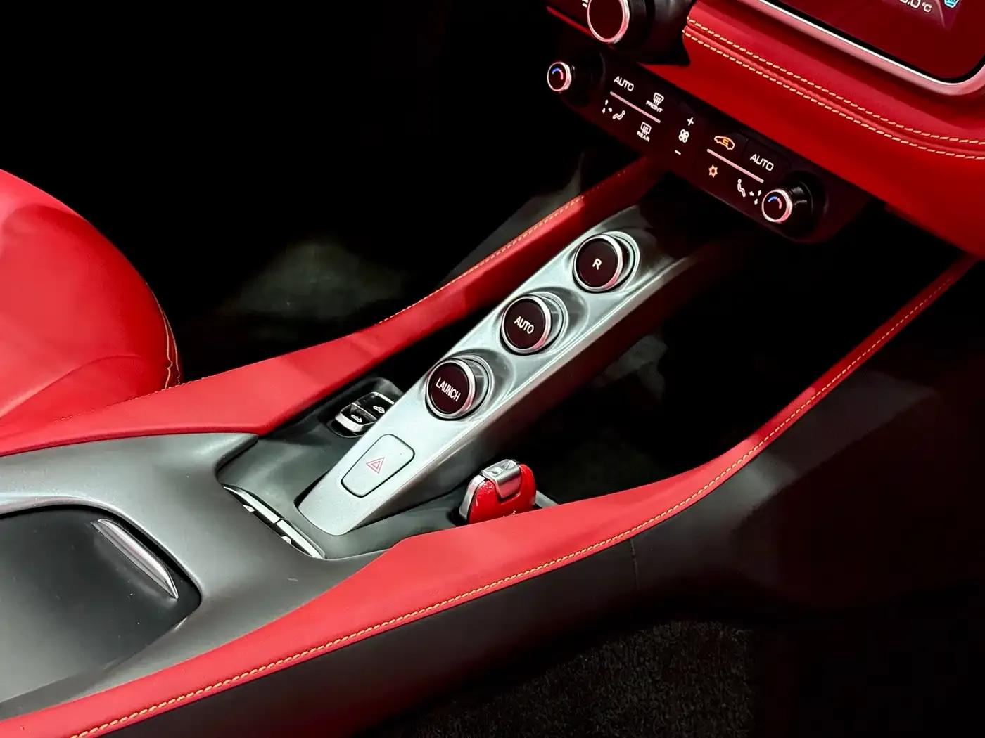 2021 Portofino 3.9T M — миниатюра 20