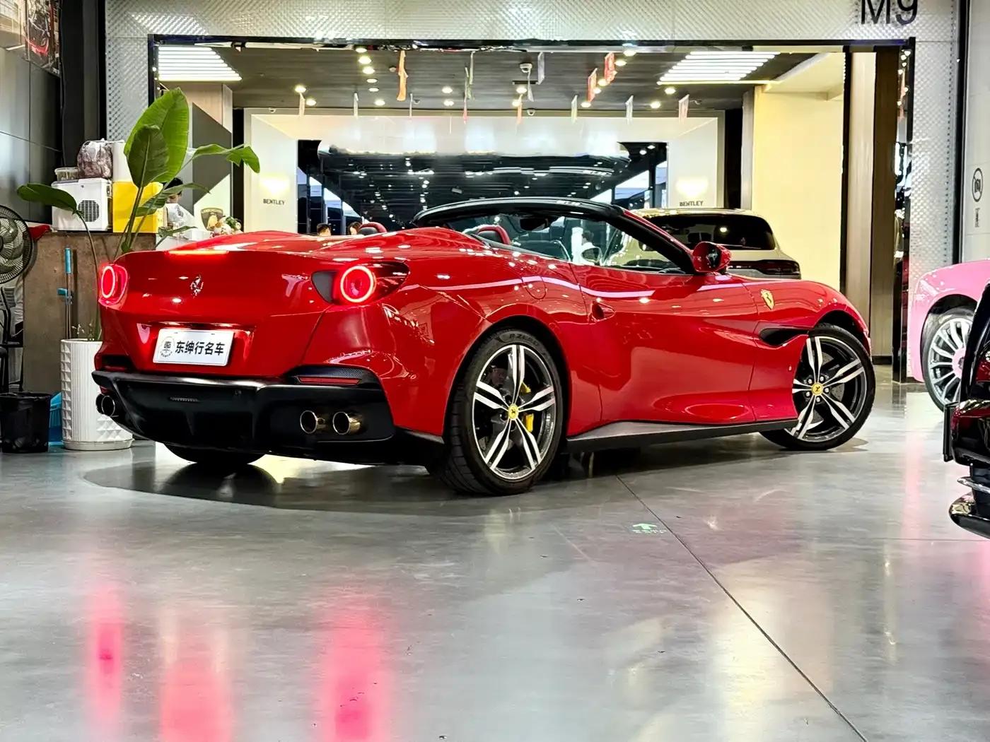 2021 Portofino 3.9T M — миниатюра 4