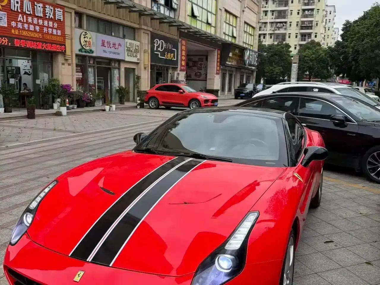 California T 2015 3.9T Standard Model — миниатюра 1