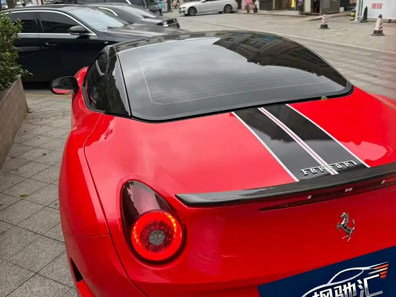 California T 2015 3.9T Standard Model — миниатюра 13