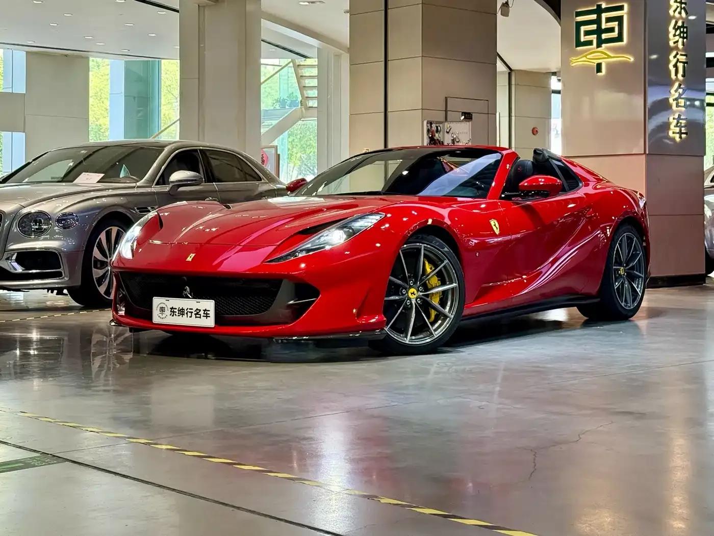 Ferrari 812 2020 6.5L GTS — миниатюра 1