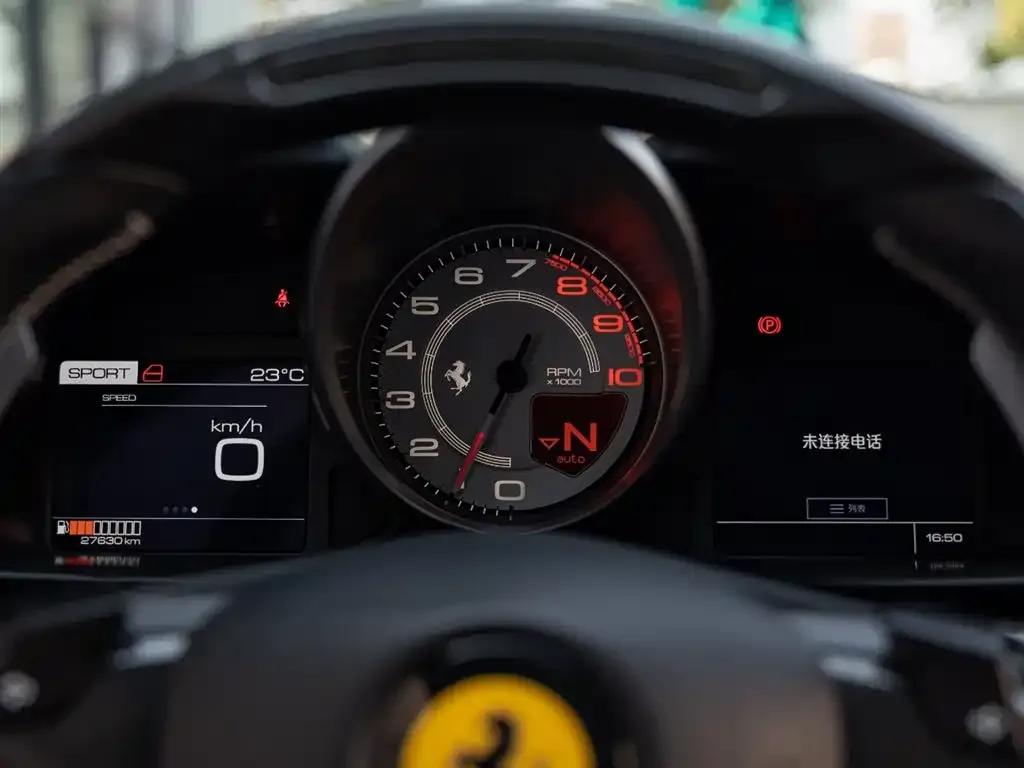 2017 GTC4Lusso 3.9T V8 — миниатюра 12