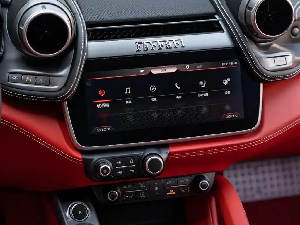 2017 GTC4Lusso 3.9T V8 — миниатюра 13