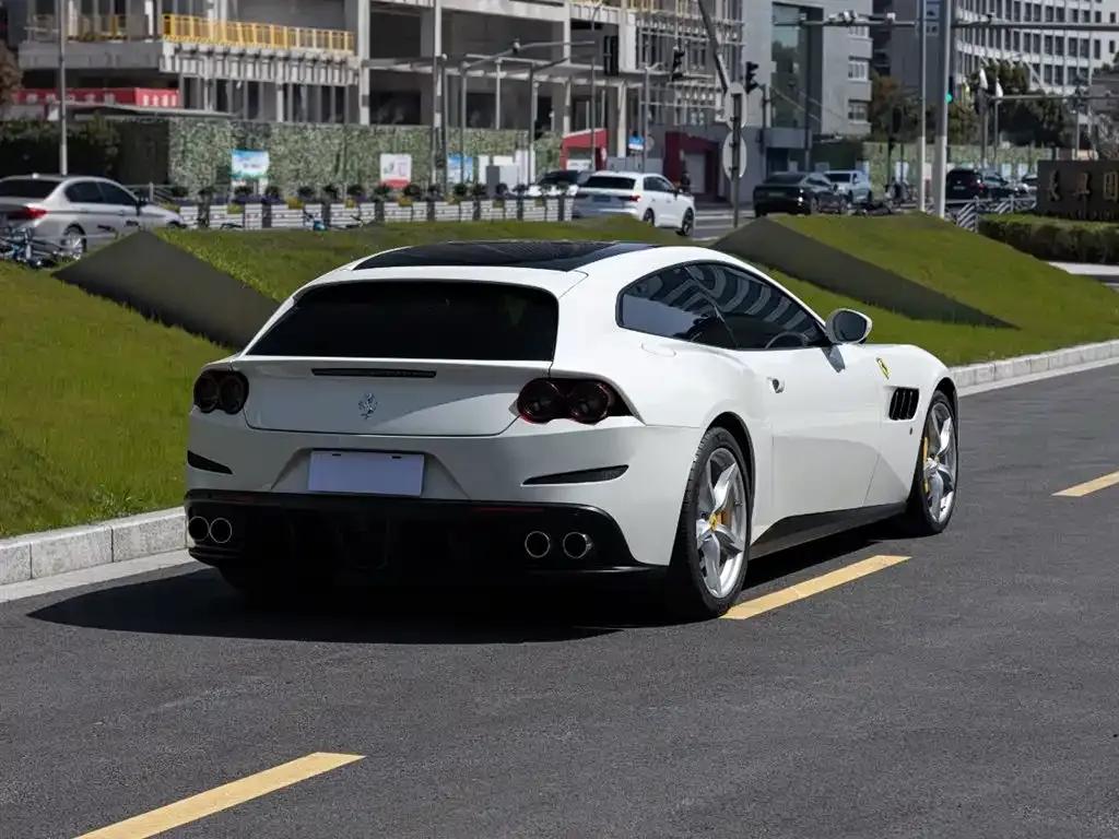 2017 GTC4Lusso 3.9T V8 — миниатюра 4