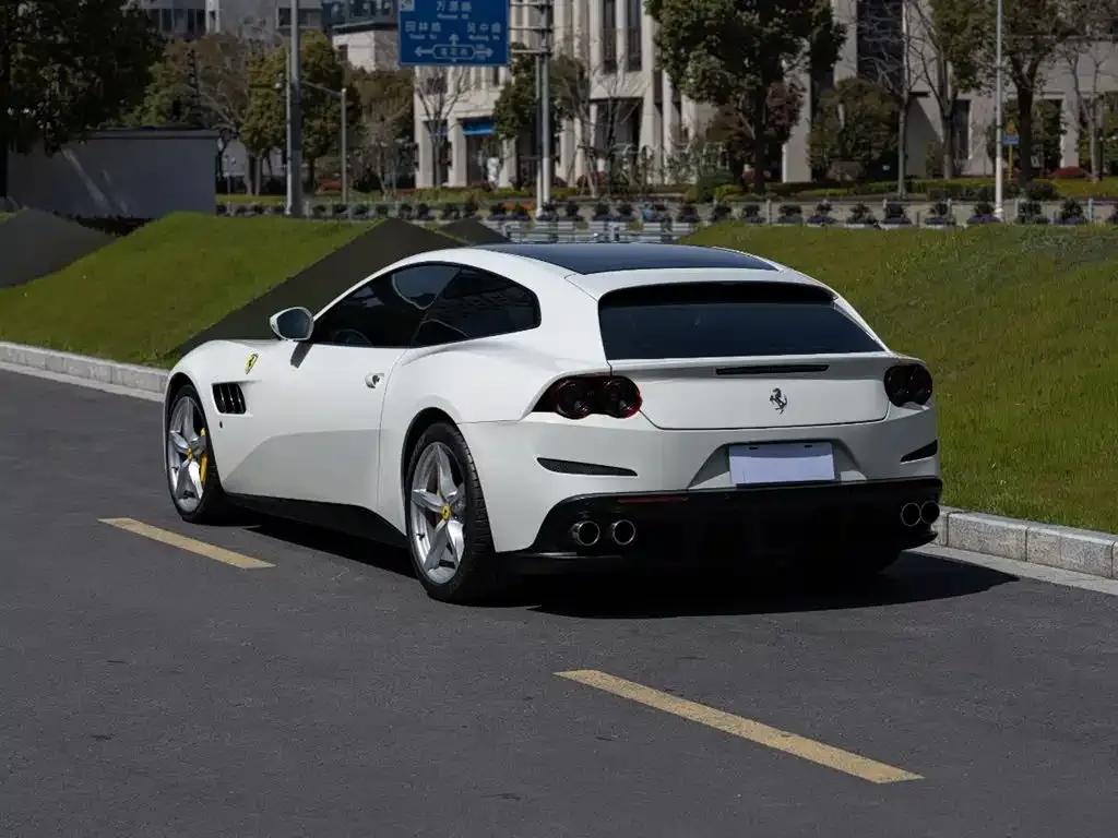 2017 GTC4Lusso 3.9T V8 — миниатюра 6