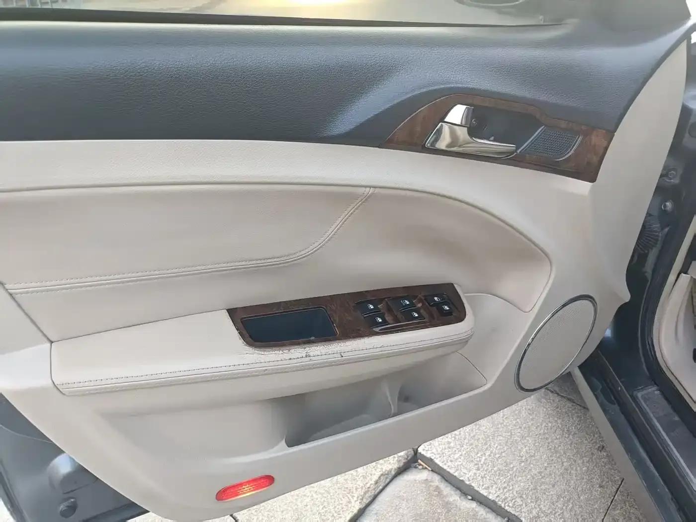 Trumpchi GA5 2012 2.0L Automatic Elite Edition — миниатюра 4