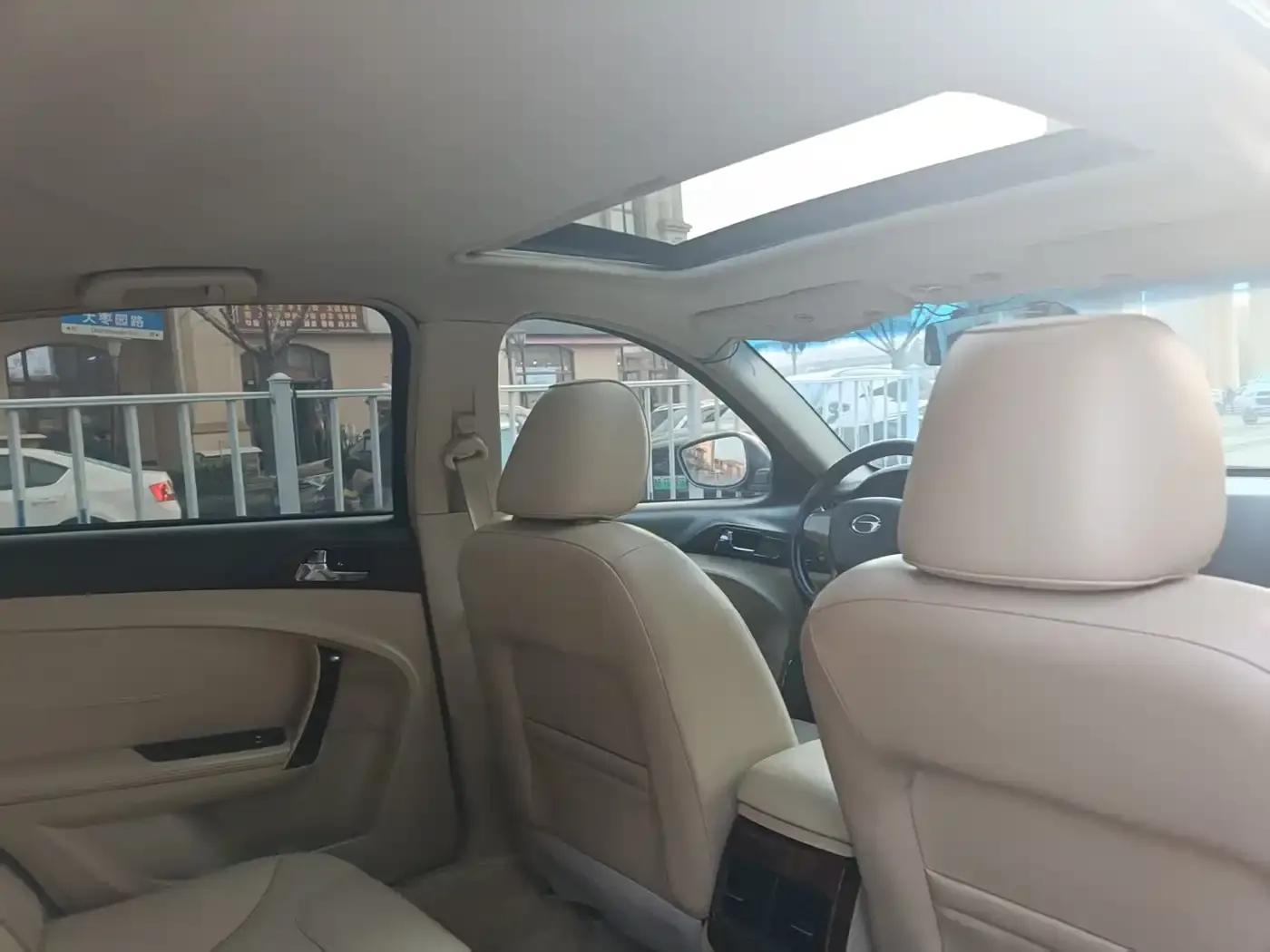 Trumpchi GA5 2012 2.0L Automatic Elite Edition — миниатюра 9