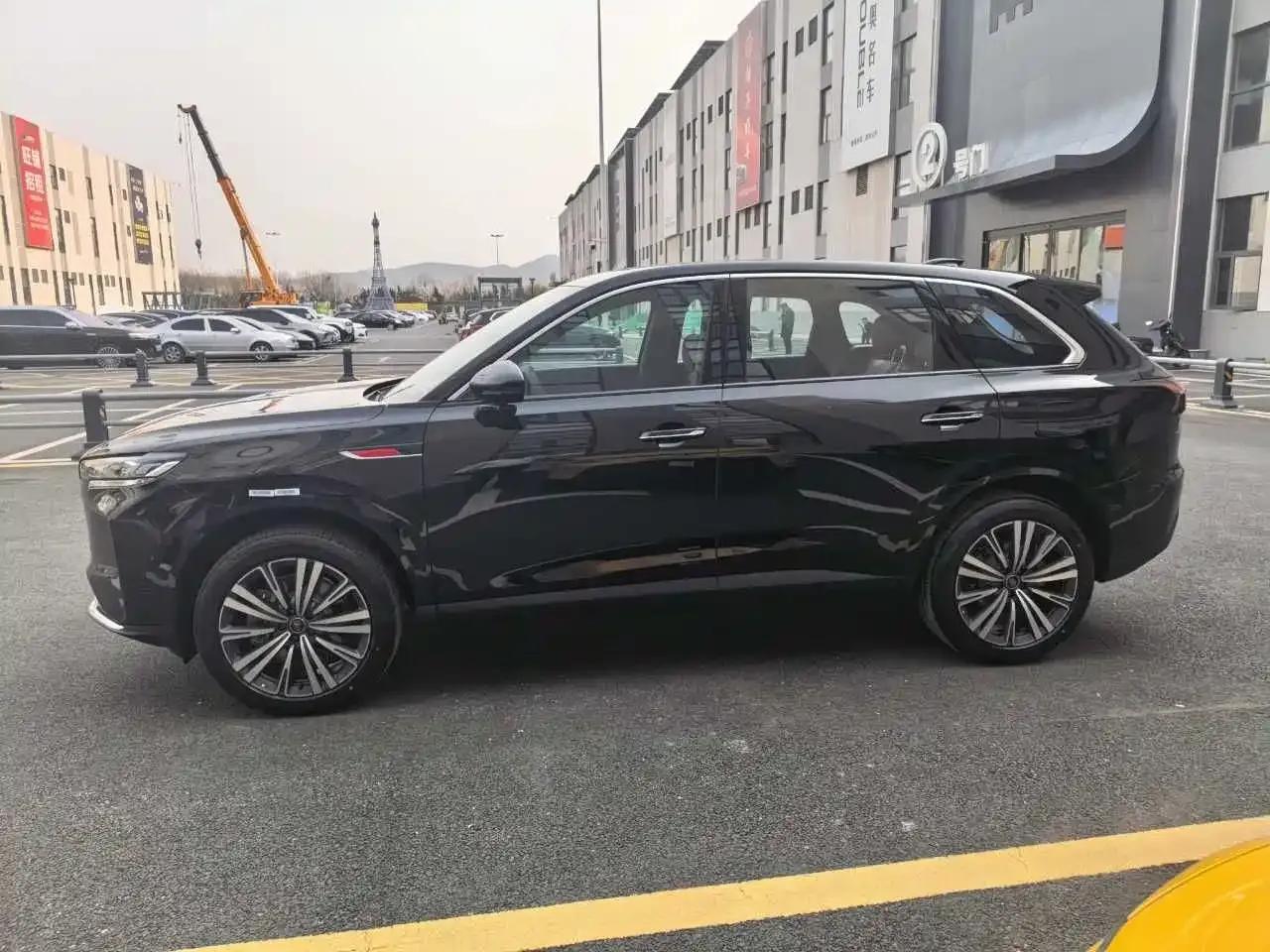 Hongqi HS6 PHEV 2026 Model 240 Intelligent Hybrid — миниатюра 9