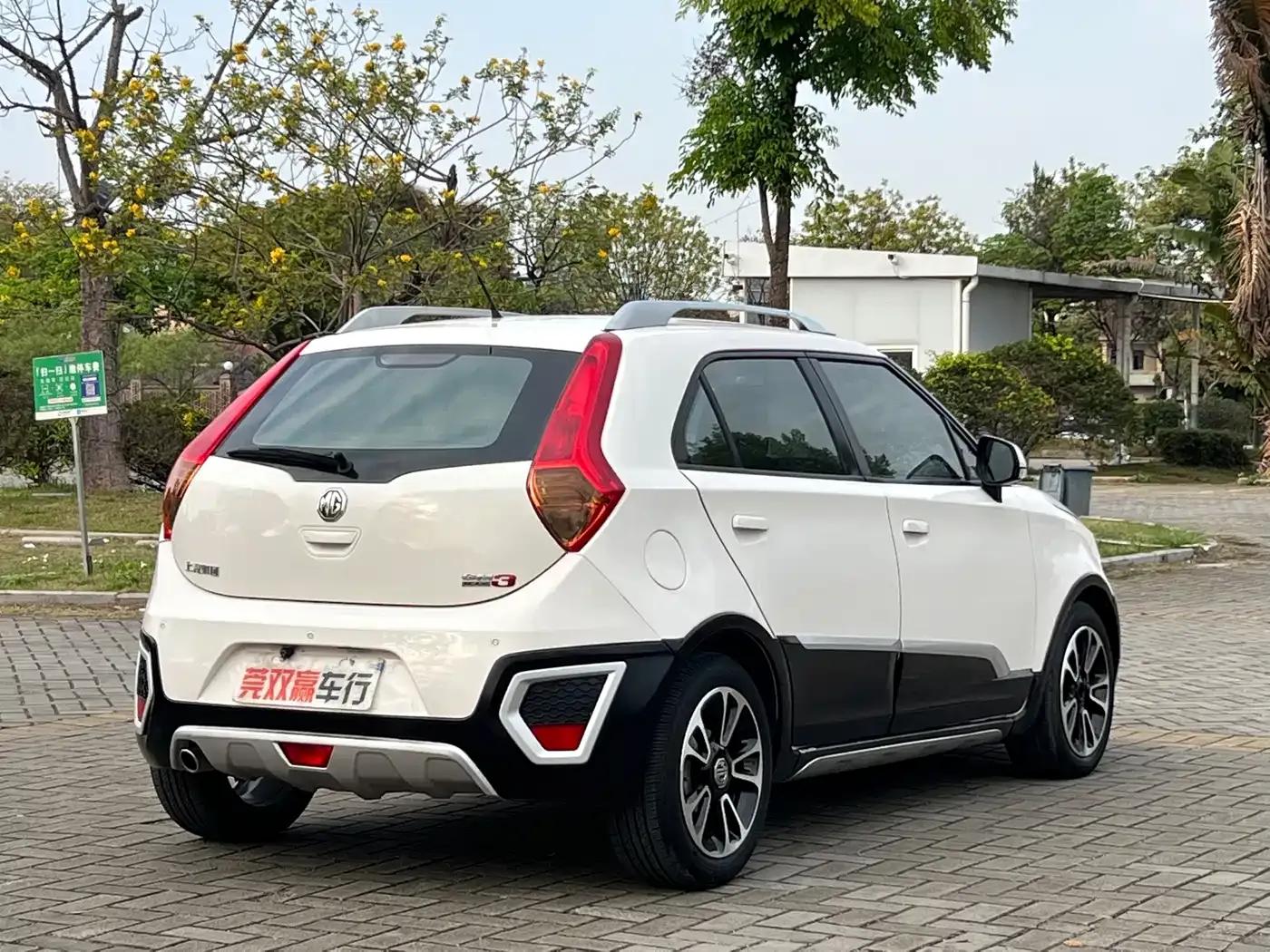 MG3SW 2015 1.5L AMT Elite — миниатюра 7