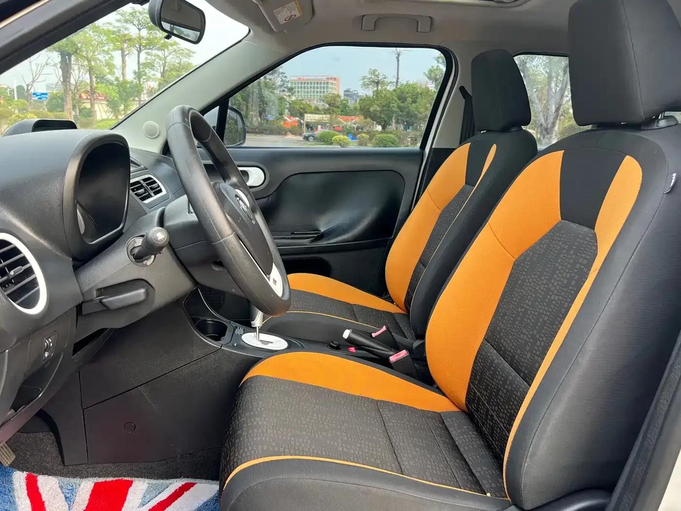 MG3SW 2015 1.5L AMT Elite — миниатюра 10