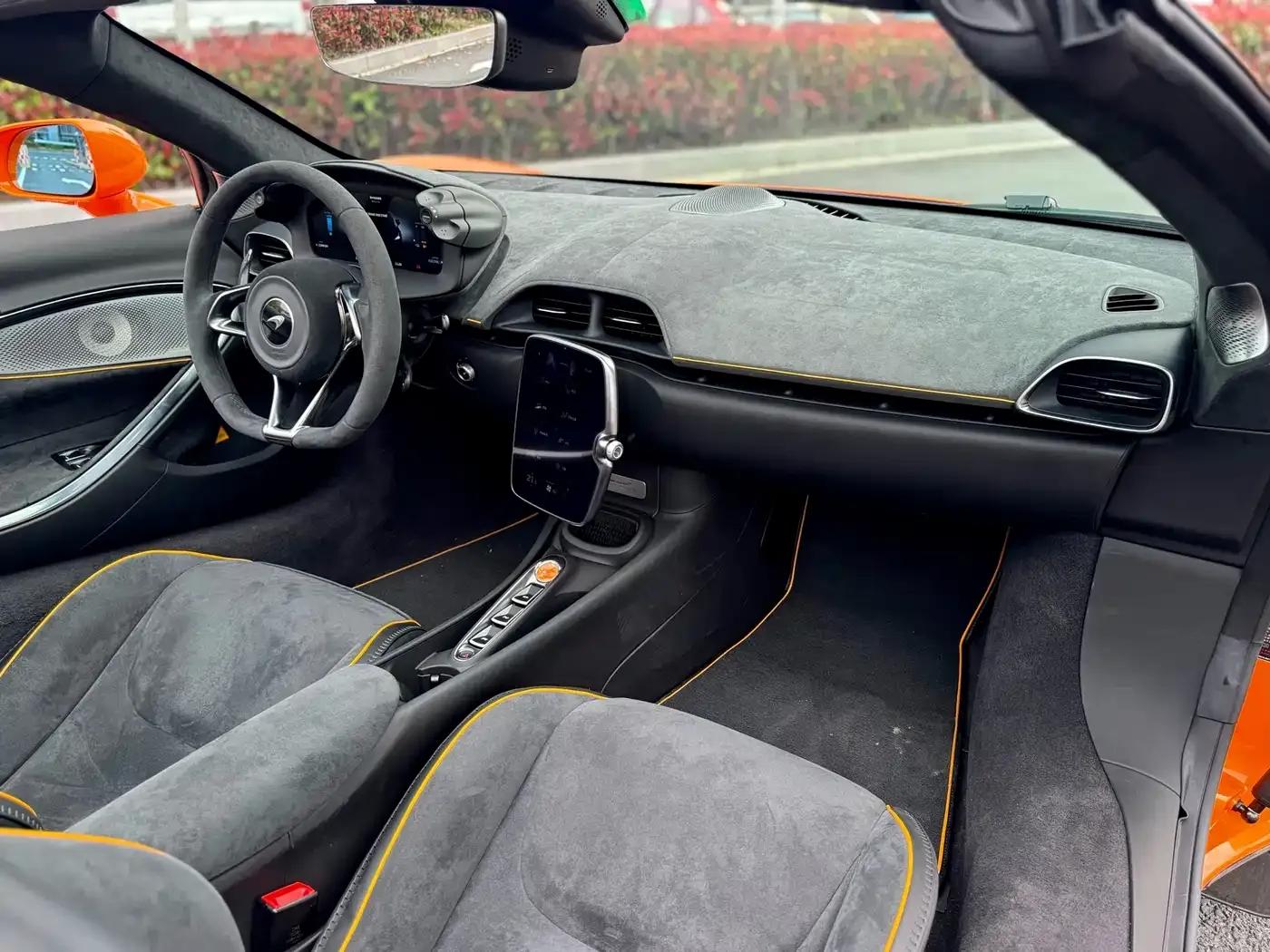 Artura 2025 3.0T Hybrid Spider — миниатюра 5