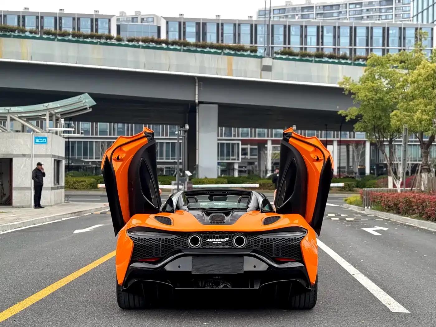 Artura 2025 3.0T Hybrid Spider — миниатюра 8