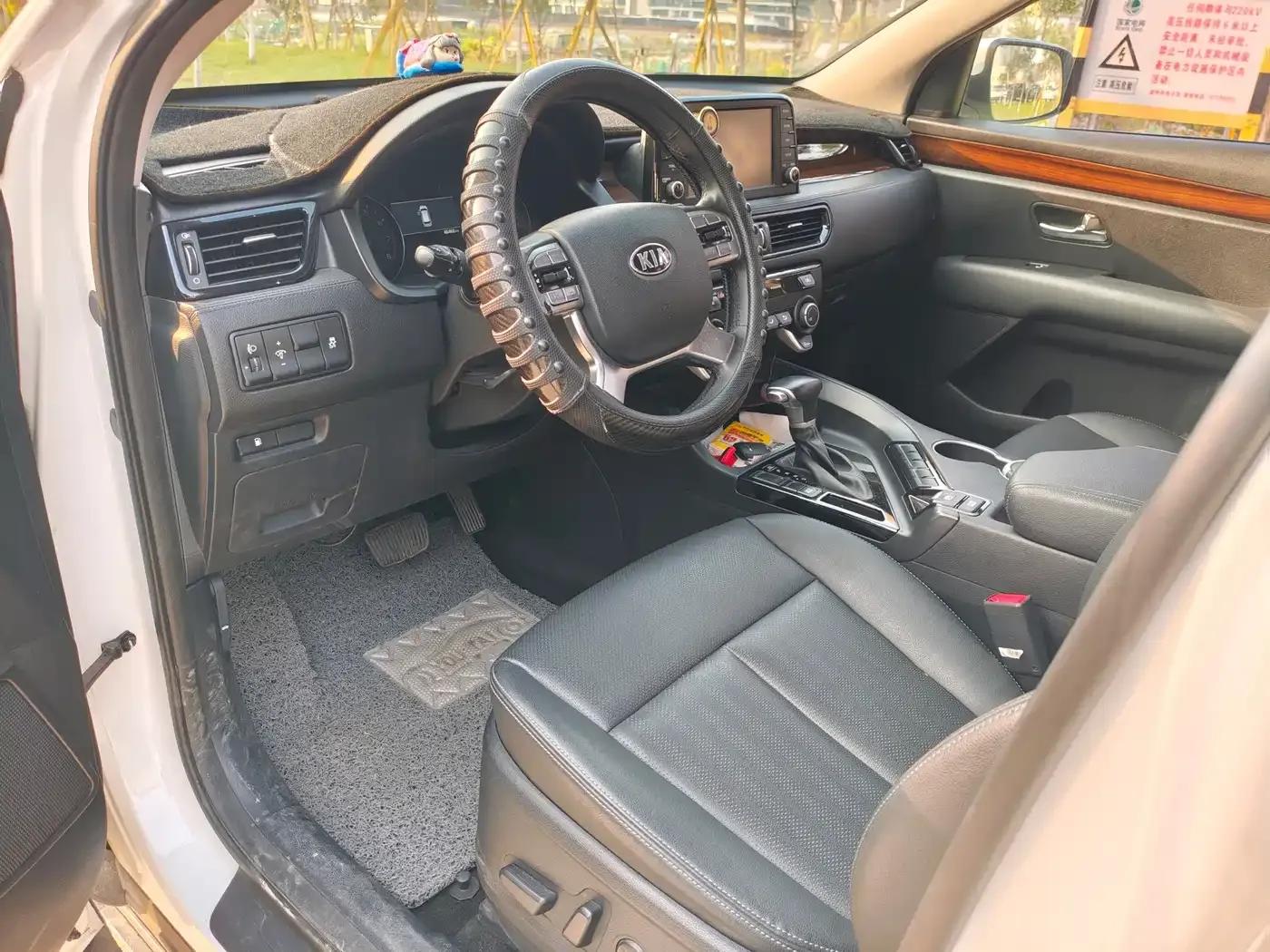 Kia KX7 2017 2.4L Automatic 2WD GLS 5-seater — миниатюра 4