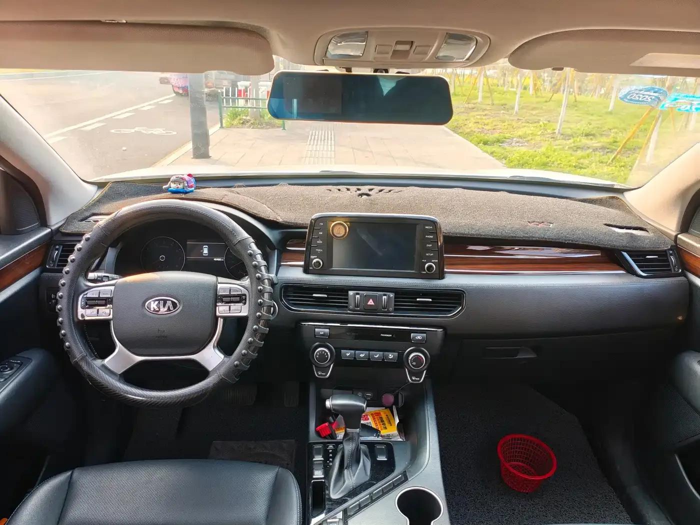 Kia KX7 2017 2.4L Automatic 2WD GLS 5-seater — миниатюра 5