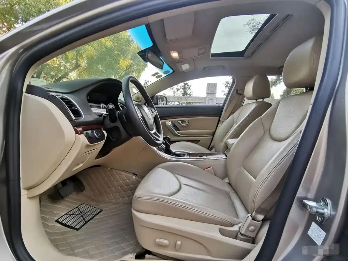 Roewe 950 2012 2.0L Elegant Edition — миниатюра 4