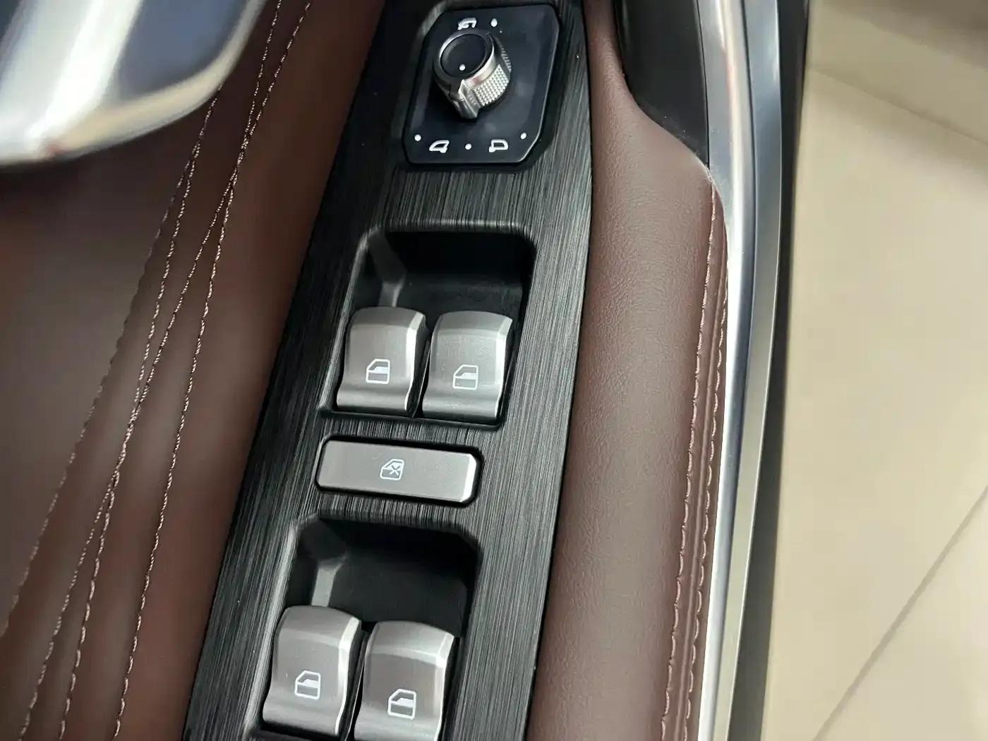 Weipai VV7 GT 2020 2.0T Flagship Edition — миниатюра 16