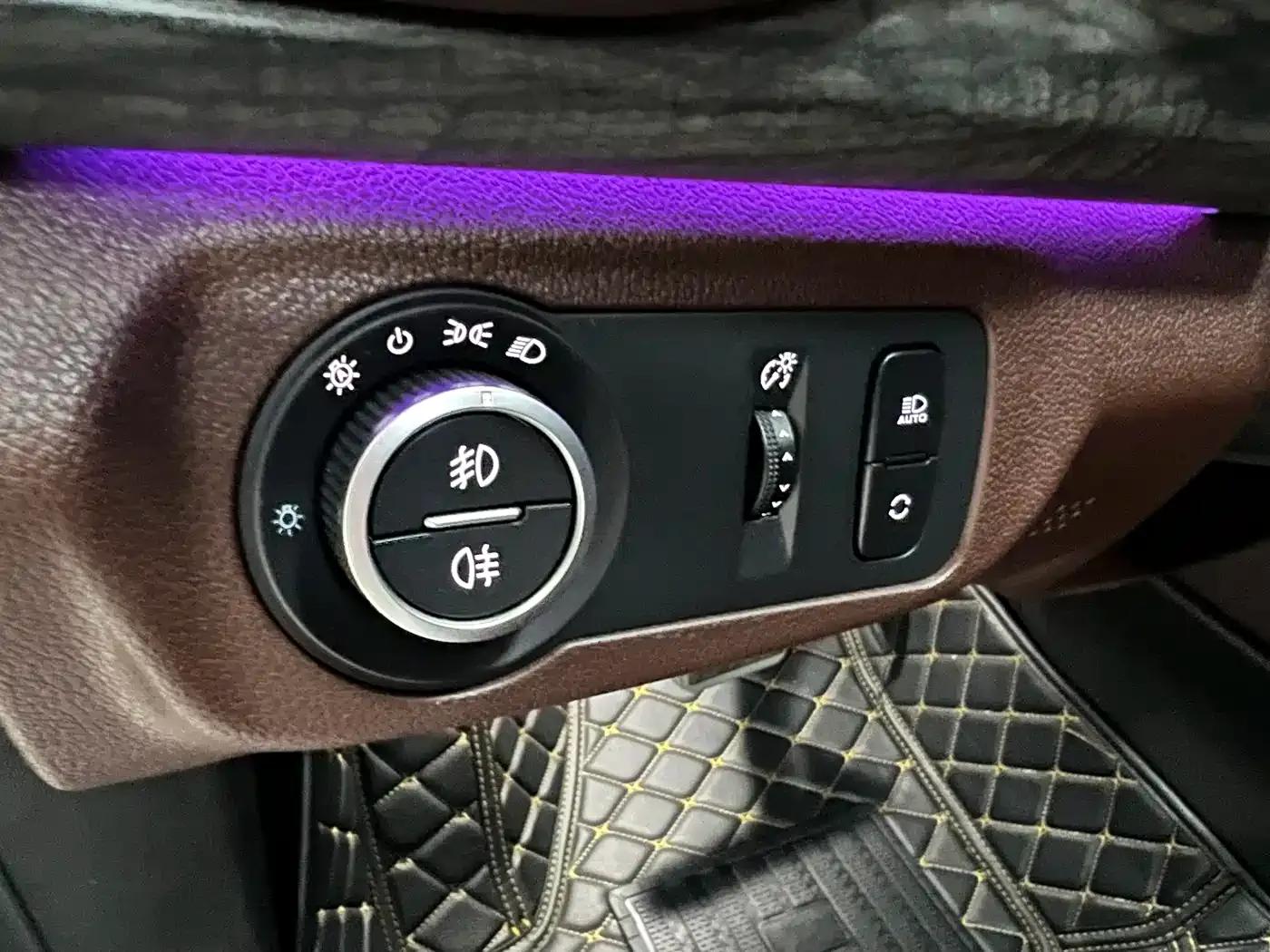 Weipai VV7 GT 2020 2.0T Flagship Edition — миниатюра 18