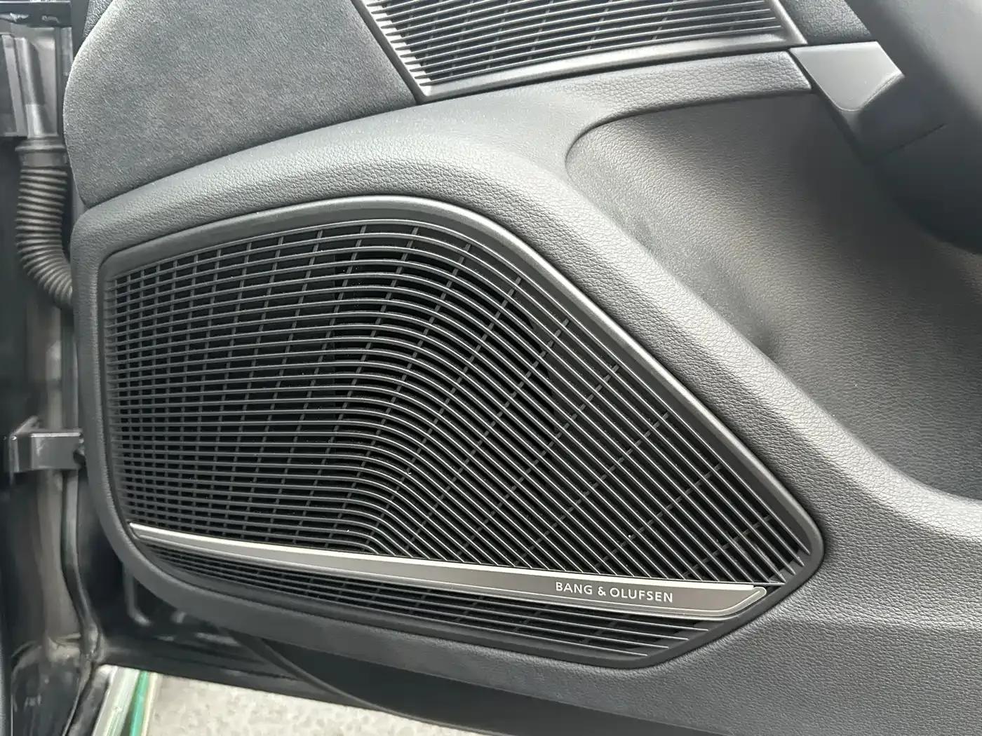 2023 Audi RS 4 RS4 Avant Obsidian Edition — миниатюра 10