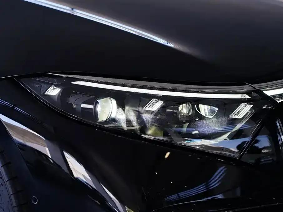 2022 Mercedes-Benz EQS AMG 53 4MATIC+ — миниатюра 10