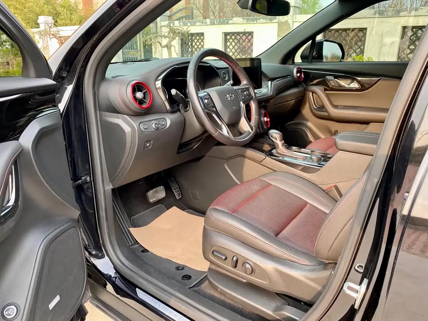 Blazer 2020 RS 650T Twin-Clutch AWD 7-Seater Sport Edition — миниатюра 4
