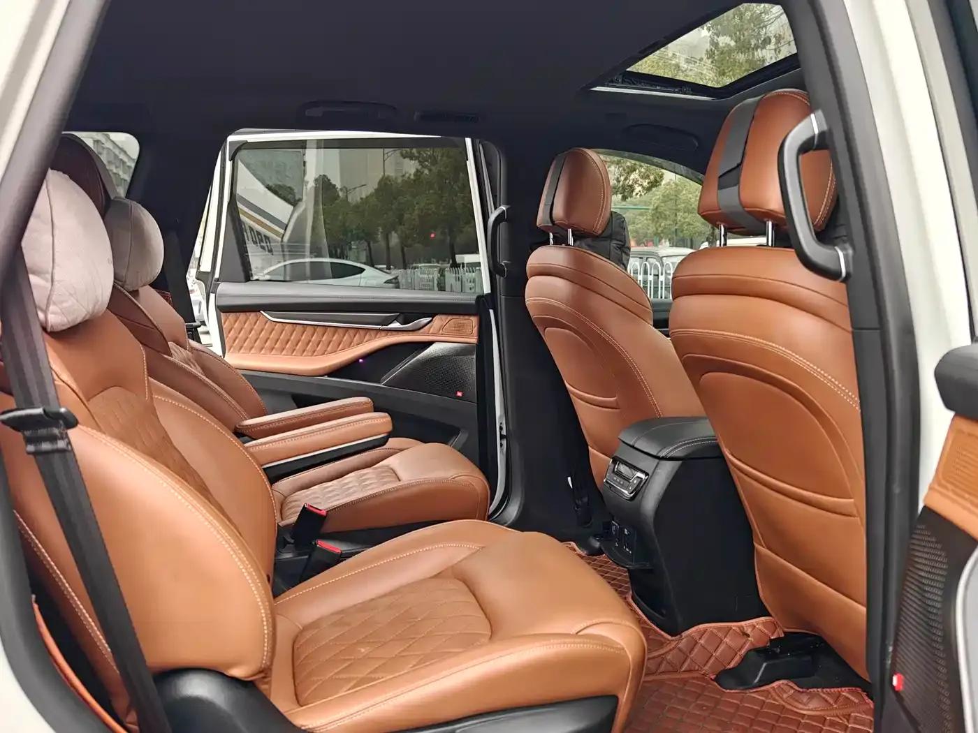 SAIC MAXUS D90 Pro 2021 2.0T Diesel 4WD Lop Nur Edition 6-Seater — миниатюра 25